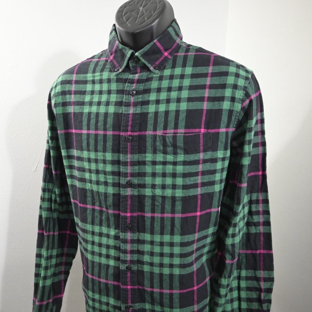 Banana Republic Flannel Button Up Mens Medium Untucked Standard Fit Green Plaid